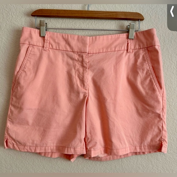 LOFT Pink Women's Shorts - Picture 1 of 4